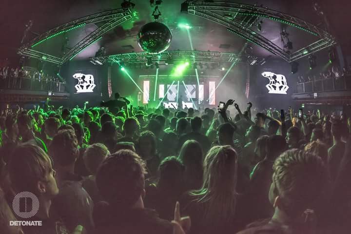 IMAG screens and stage LED at a club event