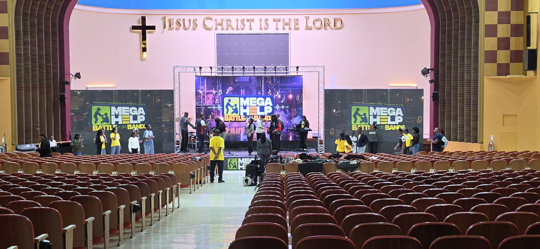Stage LED and side screens, London