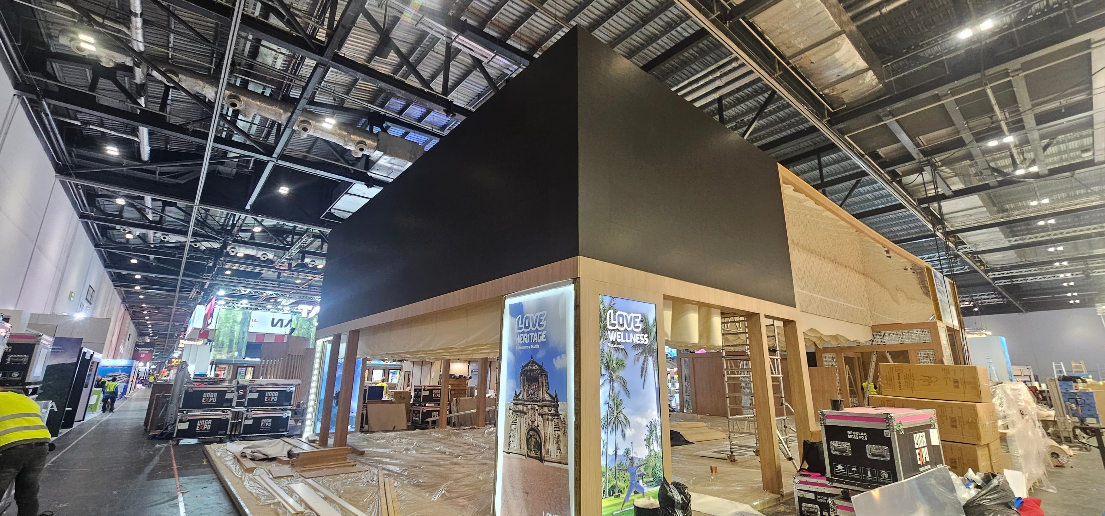 LED screen exhibition setup