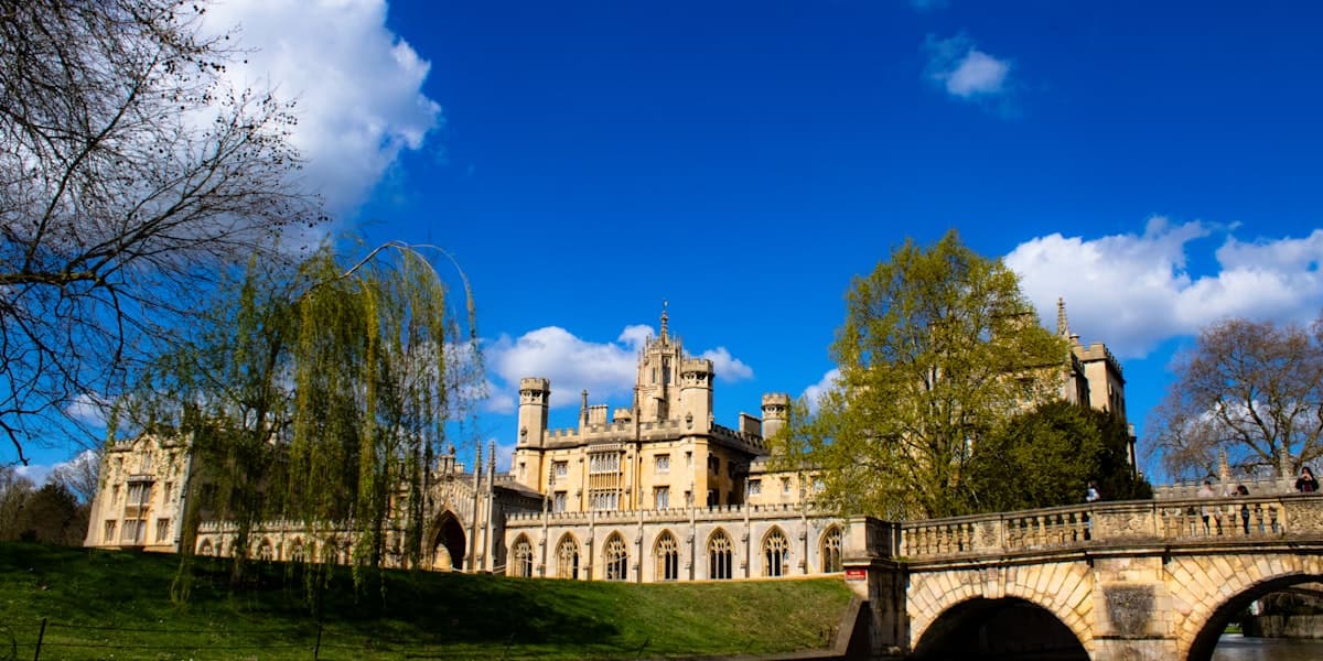 LED hire in Cambridge